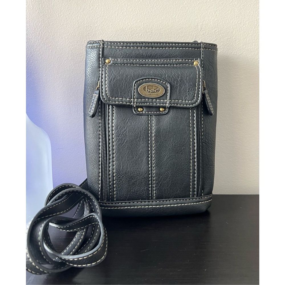 b.o.c. leather crossbody